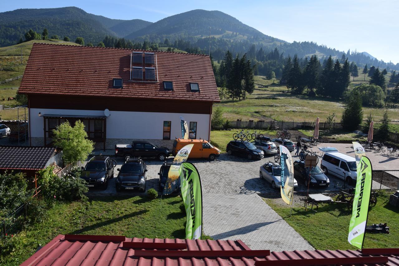 Montana Resort Colibiţa Zewnętrze zdjęcie